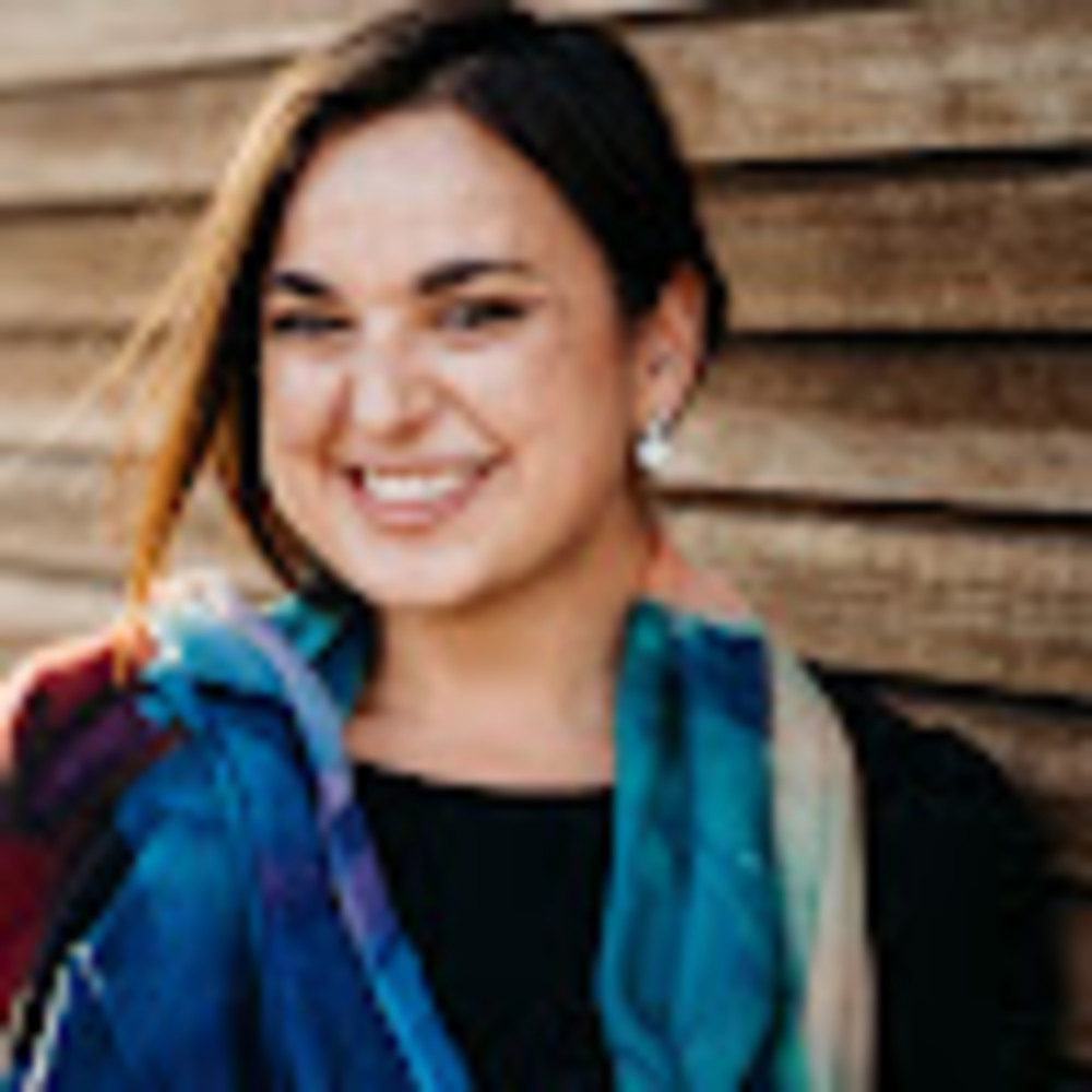 Meet your Posher, Alexandra